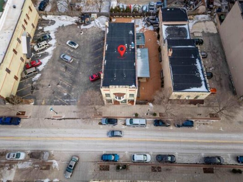 More Photos Of 544 N Main St, Oshkosh General Retail For Sale