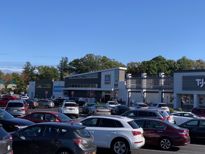 More Photos Of 43 E Rt-59, Nanuet Unknown For Lease