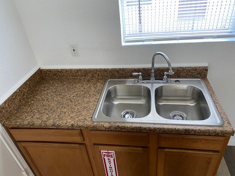 More Photos Of 926 Drury Ln, San Antonio Apartments For Sale