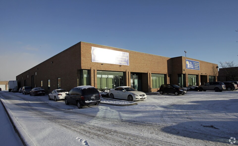 More Photos Of 511 Edgeley Blvd, Vaughan Warehouse For Lease