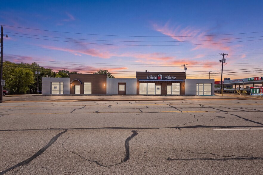 Primary Photo Of 421 S Beckham Ave, Tyler Medical For Lease