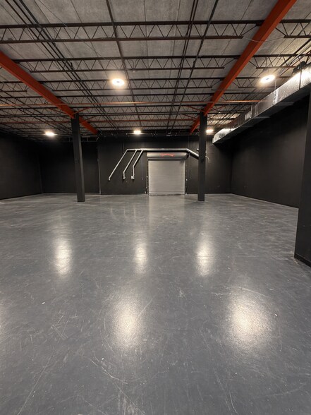 More Photos Of 2901 Gateway Dr, Pompano Beach Warehouse For Lease