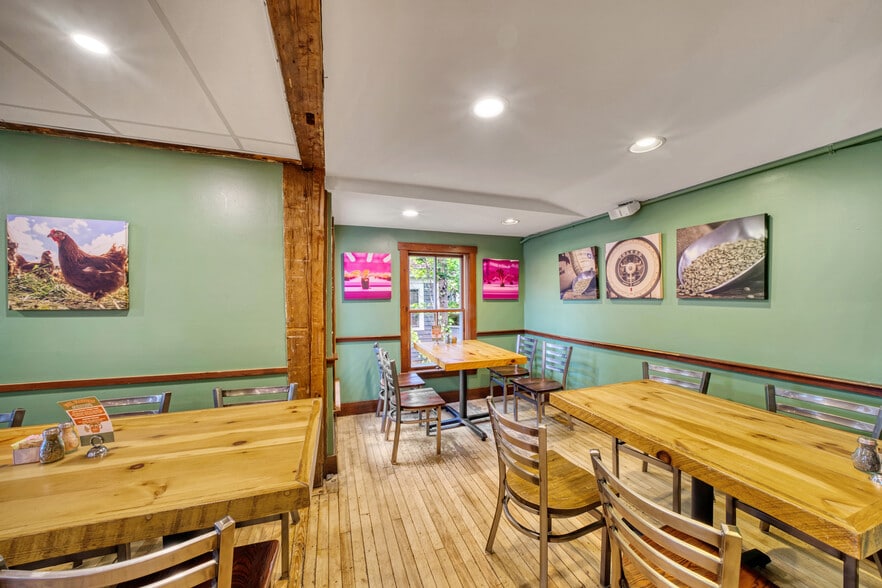 More Photos Of 207-209 Main St, New London Freestanding For Sale