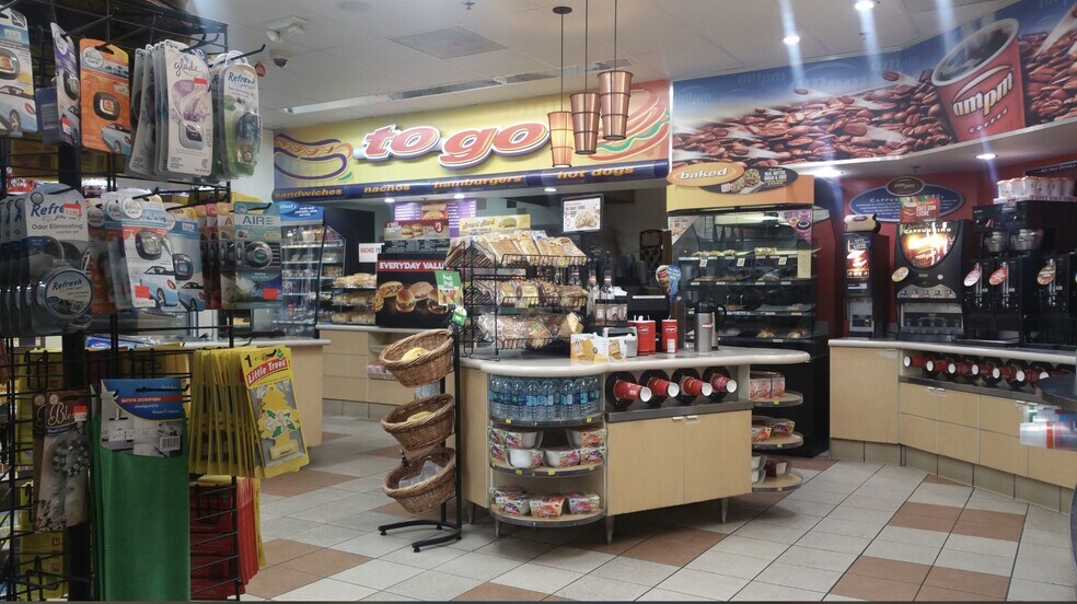 More Photos Of 625 Las Tunas Dr, Arcadia Convenience Store For Sale