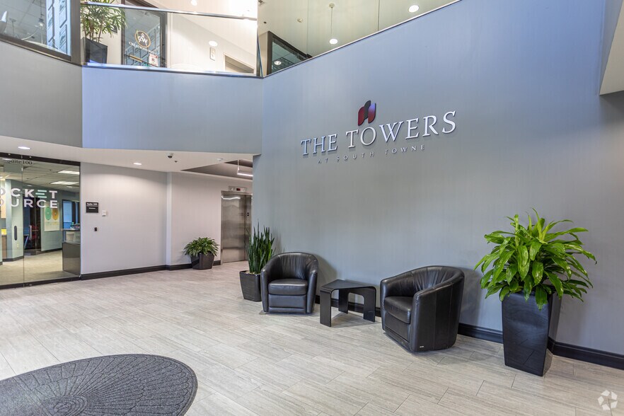 More Photos Of 406 W South Jordan Pky, South Jordan Office For Lease