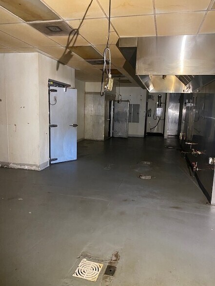 More Photos Of 10071 Broad River Rd, Irmo Unknown For Lease