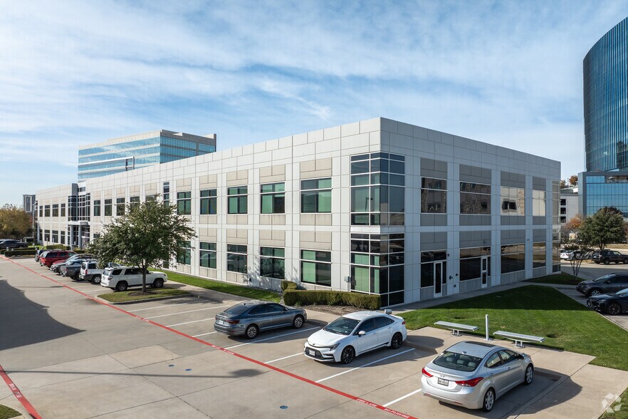 More Photos Of 5550 Granite Pky, Plano Office For Lease