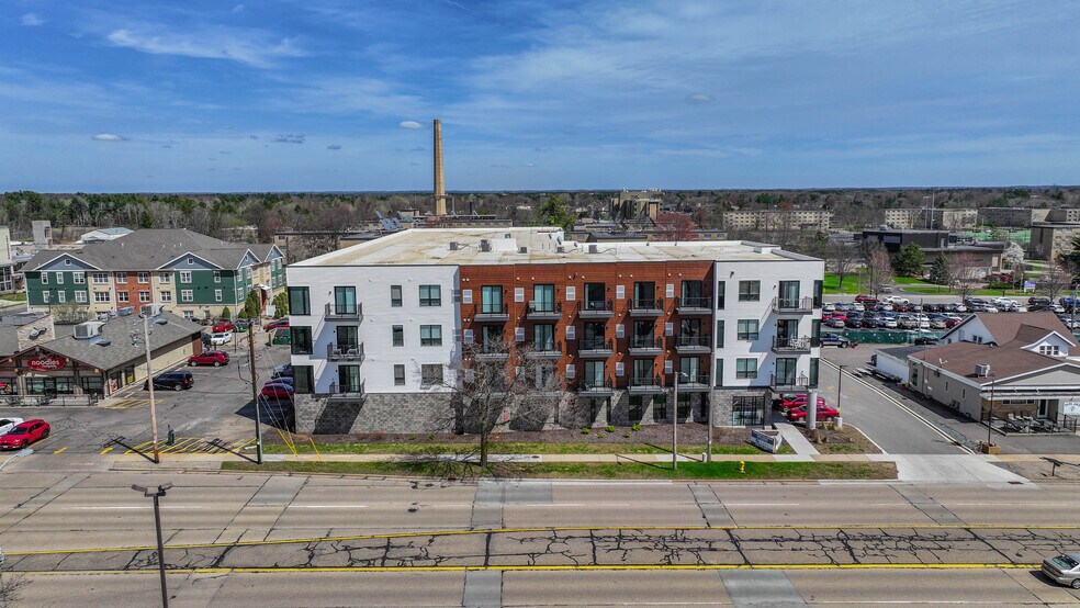 More Photos Of 209 Division St, Stevens Point Apartments For Lease