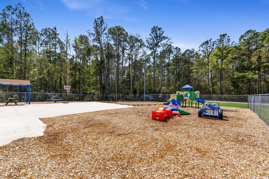 More Photos Of 480 Henrietta St, Kingsland Flex For Sale