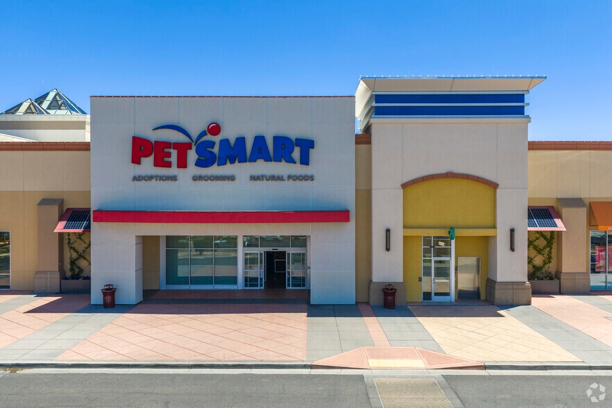 More Photos Of 2100 Louisiana Blvd NE, Albuquerque Unknown For Lease