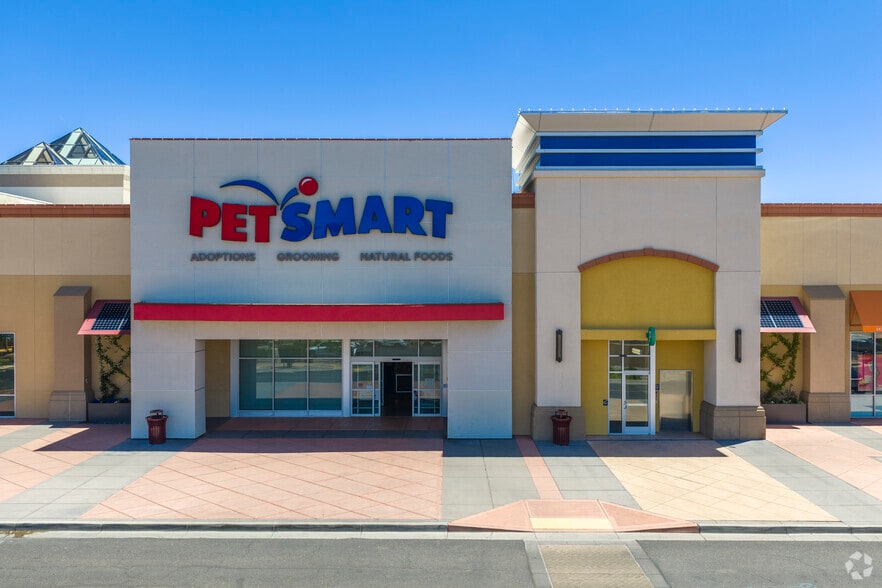 More Photos Of 2100 Louisiana Blvd NE, Albuquerque Unknown For Lease