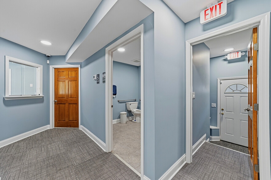 More Photos Of 333 Spotswood Englishtown Rd, Monroe Township Medical For Sale