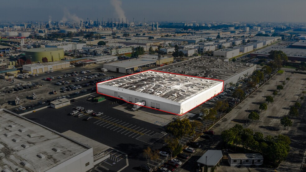 More Photos Of 525 Maple Ave, Torrance Distribution For Lease