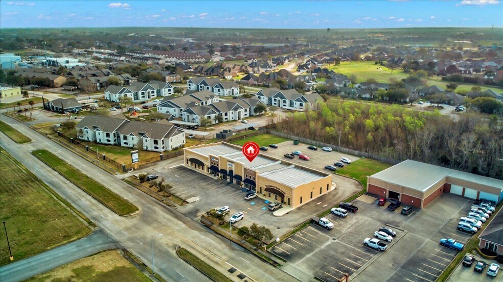 More Photos Of 3250 Central Mall Dr, Port Arthur Office For Sale