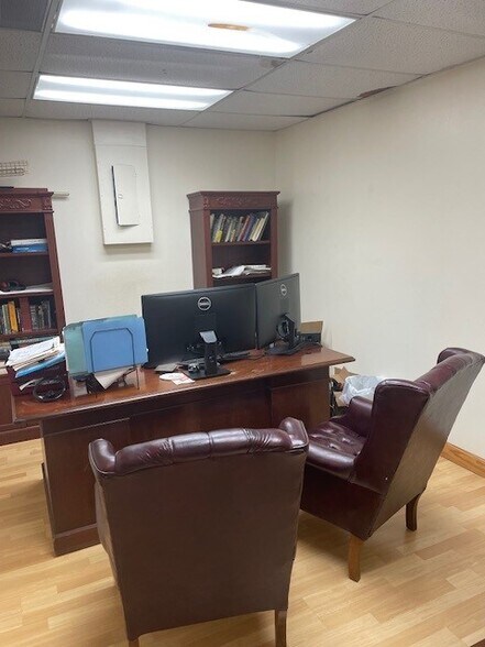 More Photos Of 1911 NW 32nd St, Pompano Beach Warehouse For Sale