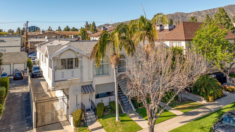 More Photos Of 335-337 E Providencia Ave, Burbank Apartments For Sale