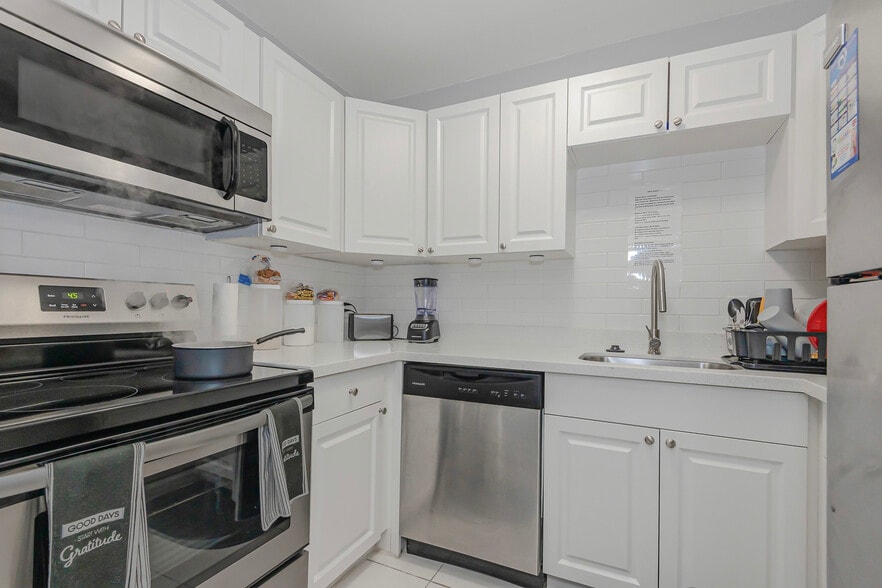 More Photos Of 3775 NW 116th Ter, Coral Springs Apartments For Sale