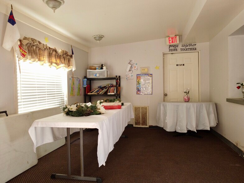 More Photos Of 10423 Flat Shoals Rd, Covington Restaurant For Sale