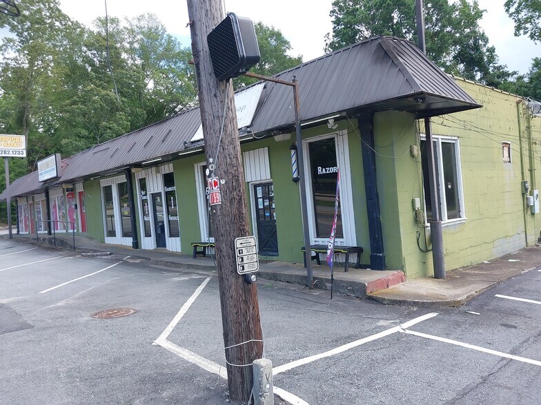 More Photos Of 2464 Winder Hwy, Dacula Storefront For Sale