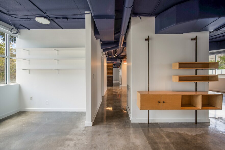 More Photos Of 2424 S Dixie Hwy, Coconut Grove Loft Creative Space For Sale