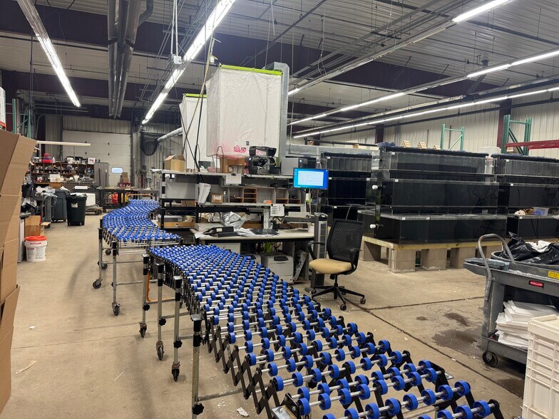 More Photos Of 2389 Airpark Rd, Rhinelander Manufacturing For Sale