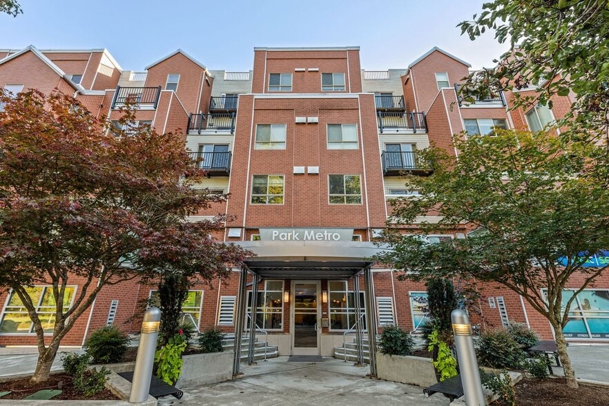 More Photos Of 11101 NE 12th St, Bellevue Apartments For Lease