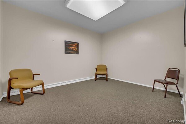 More Photos Of 3151 S Wayne Rd, Wayne Storefront Retail Office For Lease