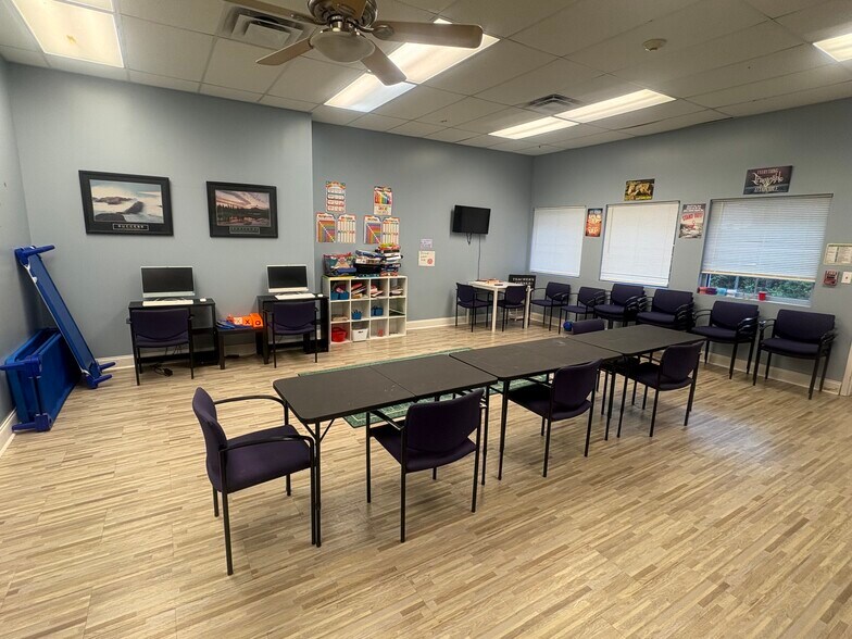 More Photos Of 6270 Red Oak Rd, Atlanta Religious Facility For Sale