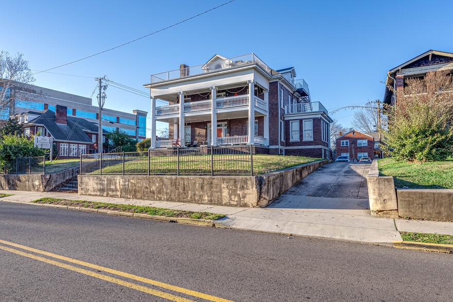 More Photos Of 1733 W Clinch Ave, Knoxville Apartments For Sale
