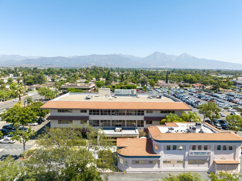 More Photos Of 1818 N Orange Grove Ave, Pomona Medical For Lease