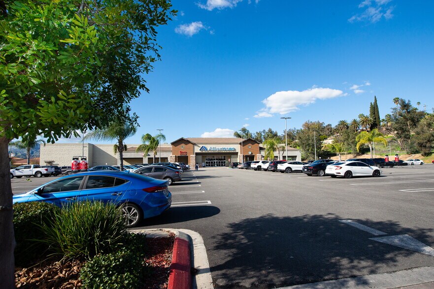 More Photos Of 30830 Riverside Dr, Lake Elsinore Religious Facility For Sale
