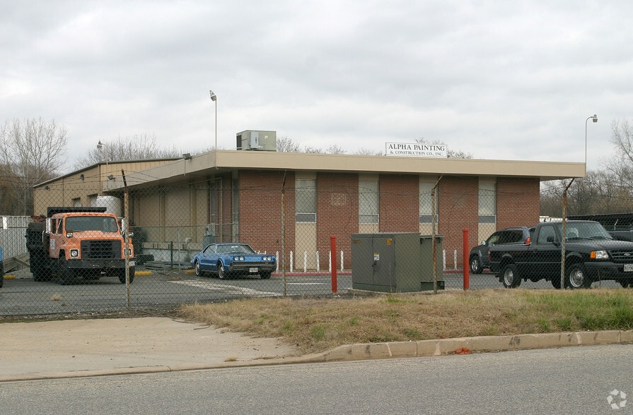 More Photos Of 6800 Quad Ave, Baltimore Truck Terminal For Sale