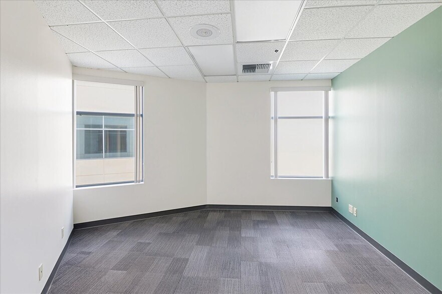 More Photos Of 12 Mauchly, Irvine Office Residential For Sale