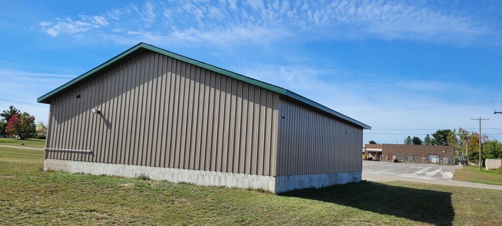 More Photos Of 16815 S Meehan St, Kincheloe Warehouse For Sale