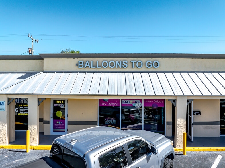 More Photos Of 1920 NW Boca Raton Blvd, Boca Raton Unknown For Lease