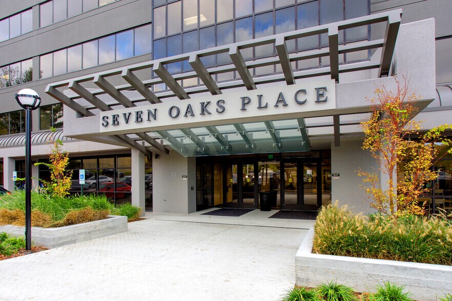 More Photos Of 1321 Murfreesboro Pike, Nashville Office For Lease