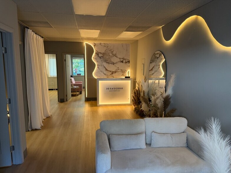 More Photos Of , Tigard Office For Sale