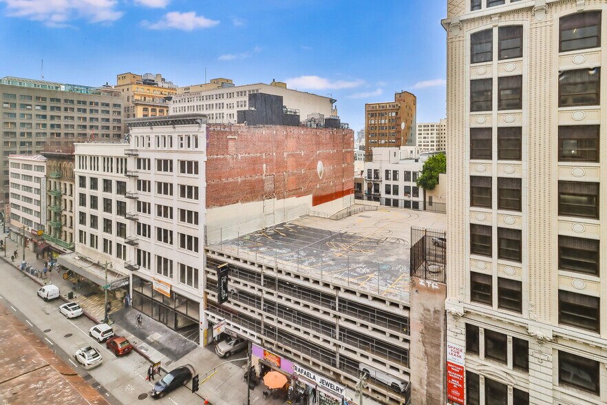 More Photos Of 737 S Broadway, Los Angeles Loft Creative Space For Sale