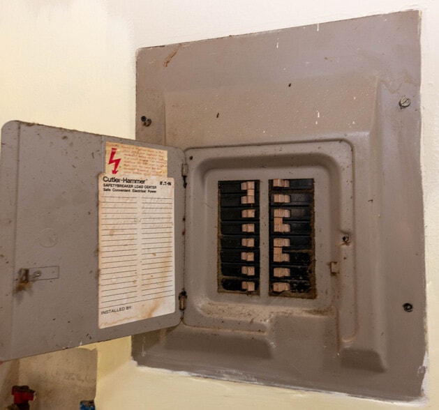 More Photos Of 3901 Dorchester Rd, Baltimore Apartments For Sale