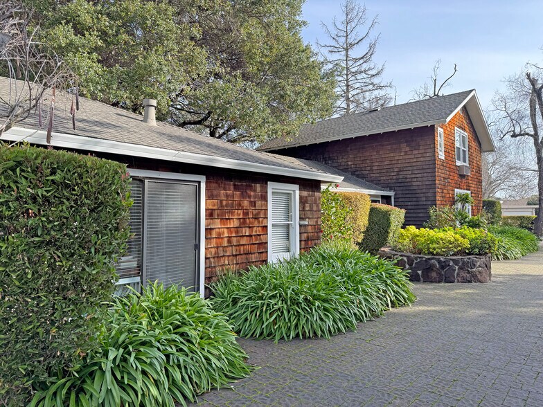 More Photos Of 1025 5th St, Novato Office For Sale