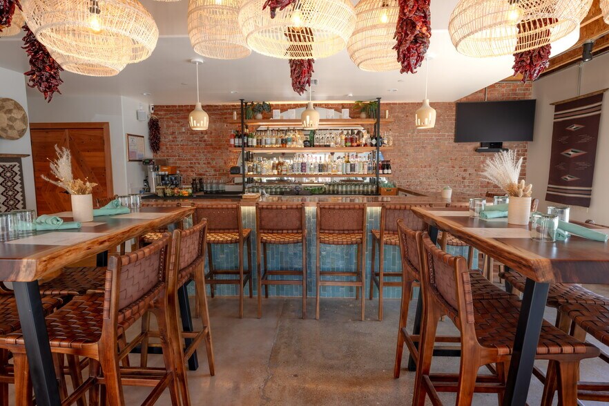 More Photos Of 334 E Ojai Ave, Ojai Restaurant For Sale