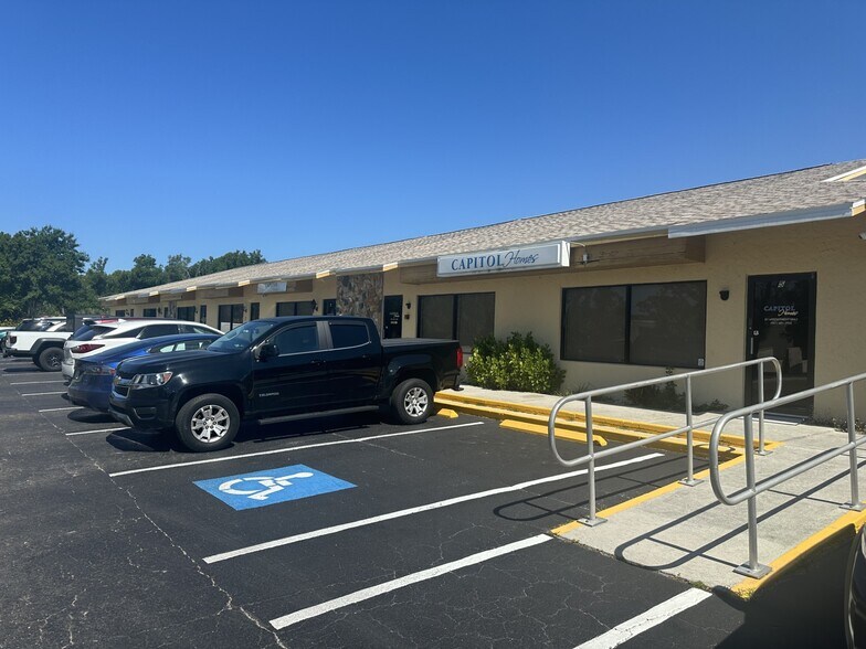 More Photos Of 406 N Indiana Ave, Englewood Medical For Sale