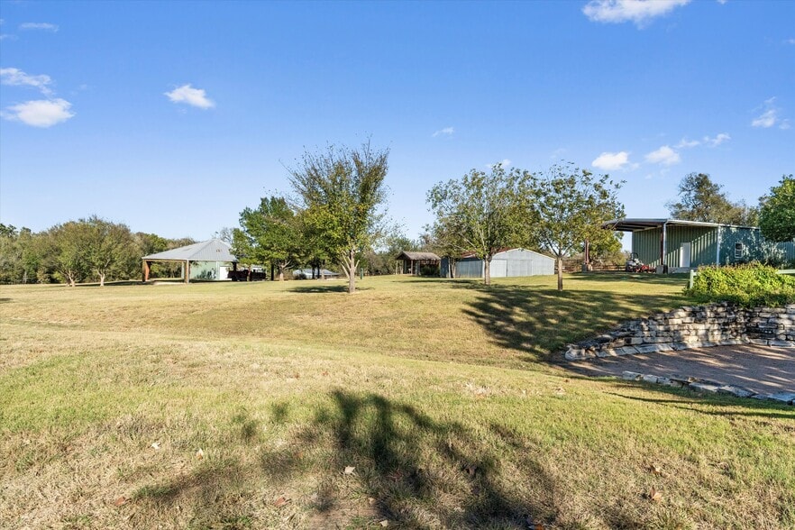 More Photos Of 1092 FM 3000, Elgin Specialty For Sale