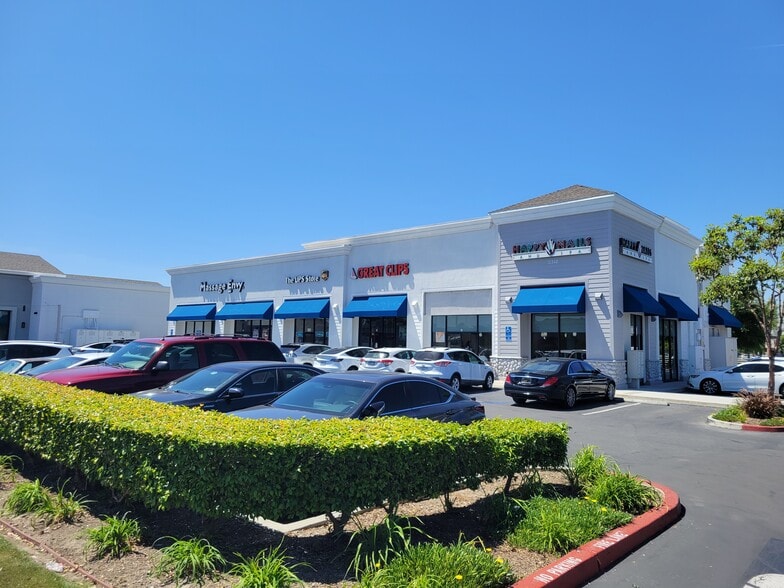 More Photos Of 12300-12490 Seal Beach Blvd, Seal Beach Unknown For Lease