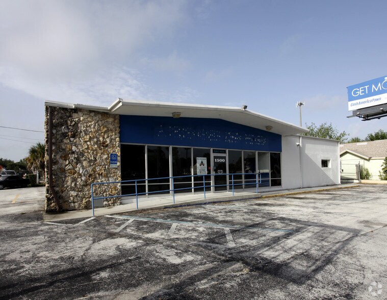 More Photos Of 1500 W Fairbanks Ave, Winter Park Freestanding For Lease