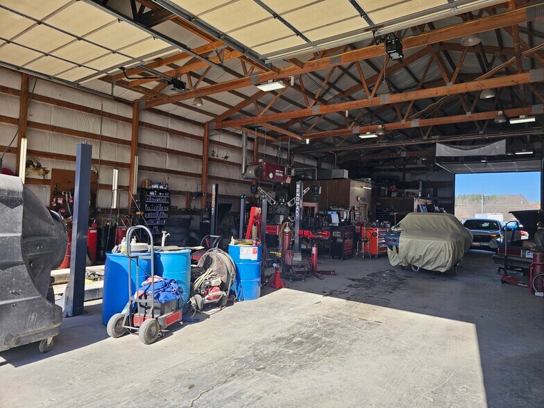 More Photos Of 130 Progress Way NE, Norton Service For Sale