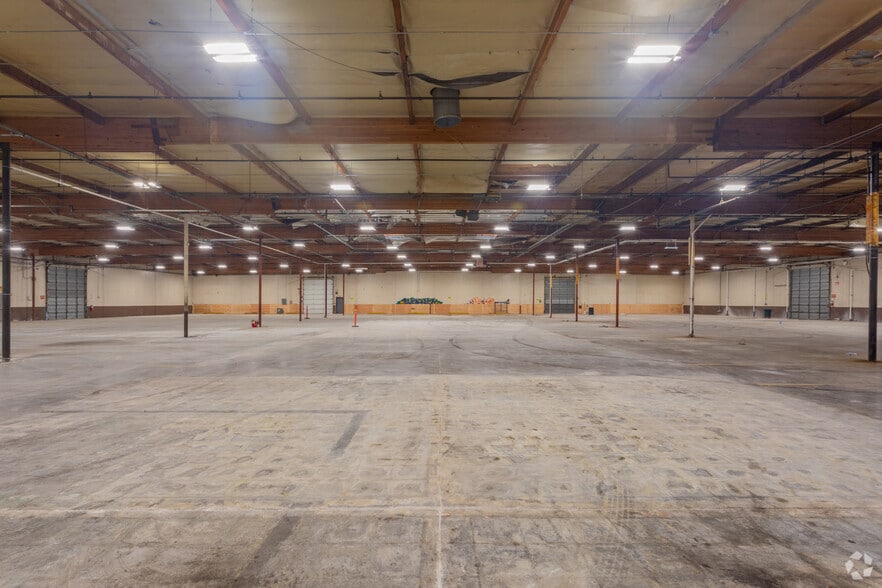 More Photos Of 1833 Stearman Ave, Hayward Manufacturing For Sale