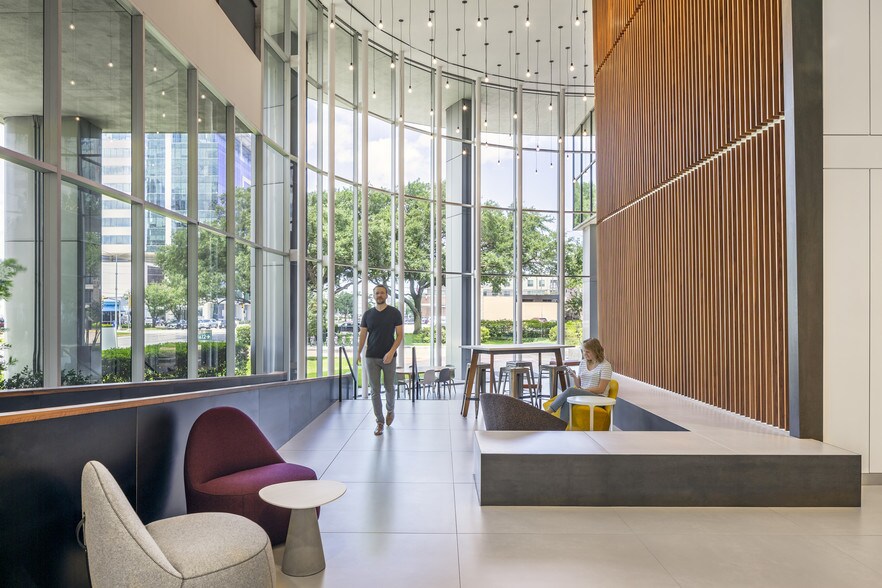 More Photos Of 8 Greenway Plz, Houston Office For Lease