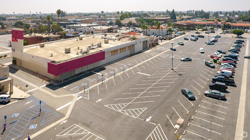 More Photos Of 10001 Paramount Blvd, Downey Storefront For Lease