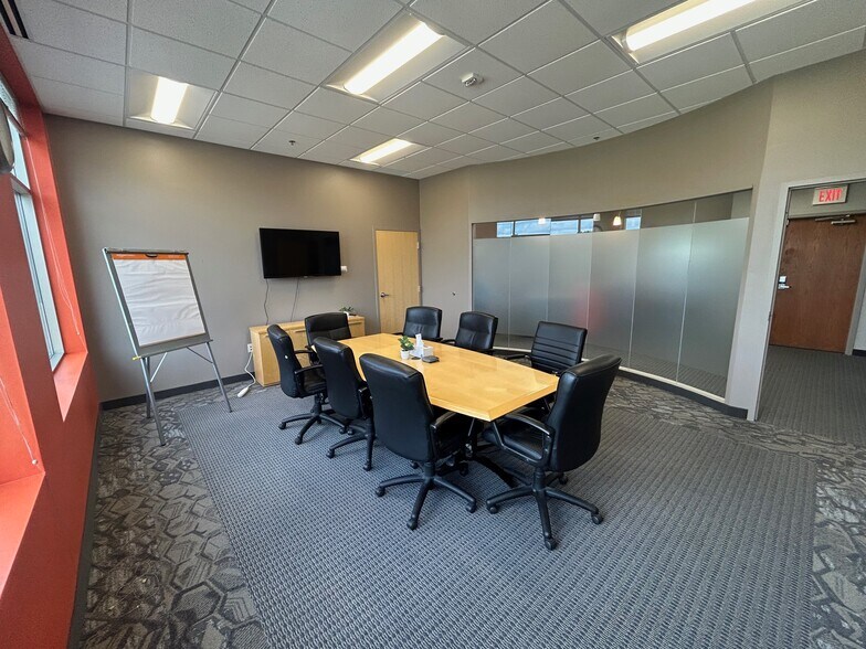 More Photos Of 4800 Olson Memorial Hwy, Golden Valley Office For Lease